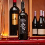 Thưởng thức rượu vang Ý LEVE Primitivo di Manduria