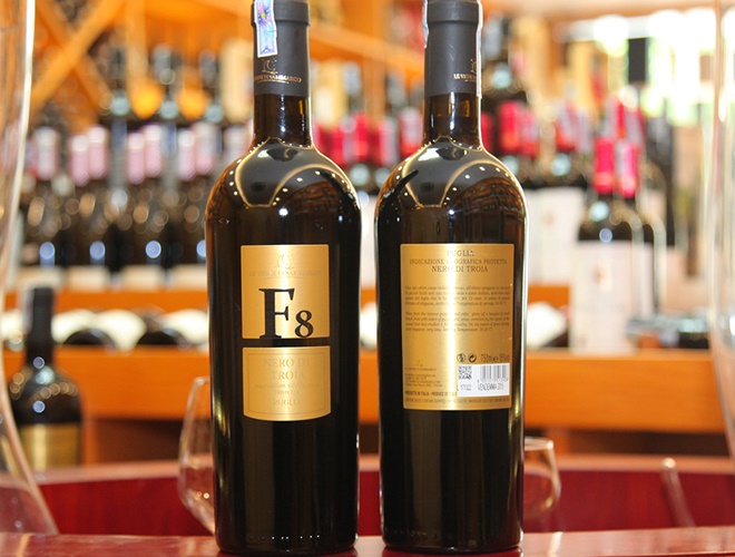Thông tin về rượu vang Ý F8 DI TROIA PUGLIA